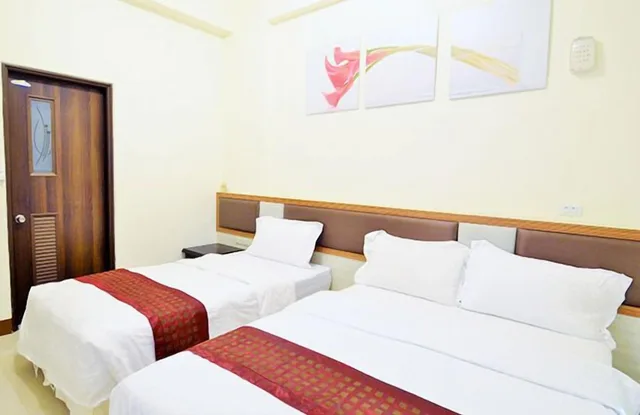 غرفة قياسية ثلاثية بسرير مزدوج وسرير فردي، Buongiorno B&amp;B 2/3