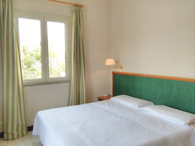 Superior, Queen Bed, Baia Del Sole 2/6