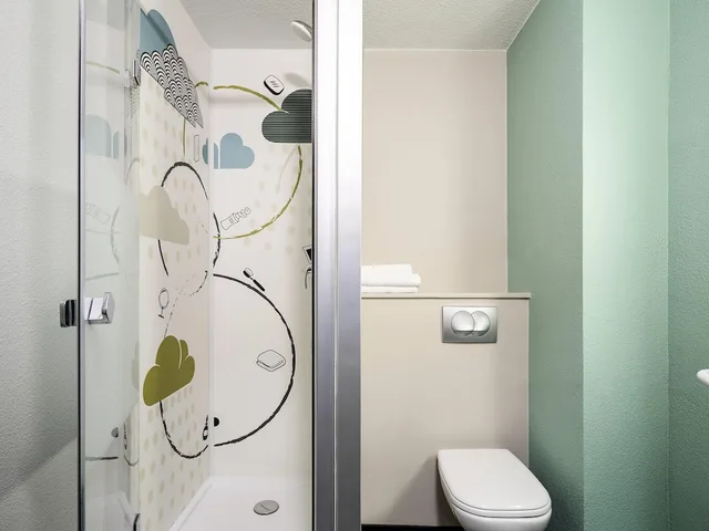 غرفة بسريرين منفصلين، Ibis Budget Lille Centre 3/5
