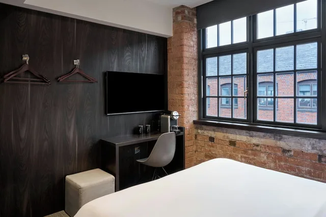 غرفة قياسية كبيرة بسرير مزدوج، Bloc Hotel Birmingham 3/3