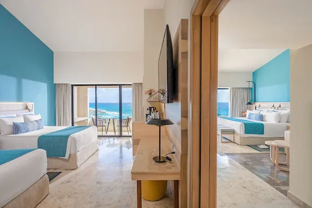 Preferred Club, Family, 1 King and 2 Double Beds, Ocean Front، Dreams Aventuras Riviera Maya 7/8