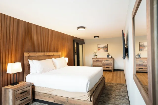 غرفة بريميوم بسرير كينج، Alpine Inn Abbotsford 3/10