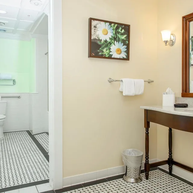 غرفة قياسية بسرير كينج، Mills Park Hotel 6/6