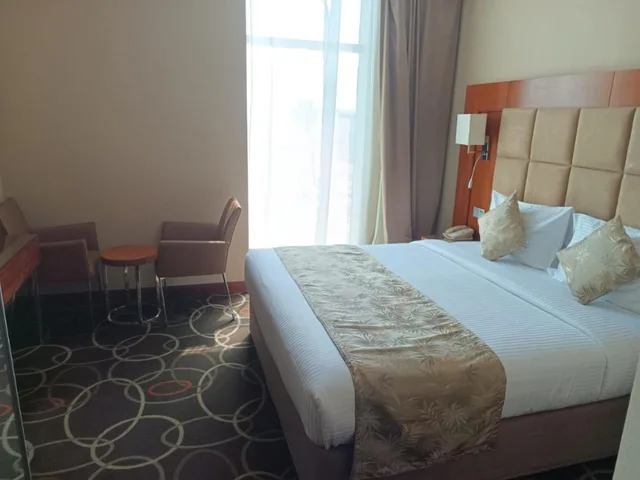 غرفة ديلوكس بسرير كينج، Montreal Barsha Hotel 5/9
