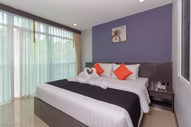غرفة سوبيريور بسرير مزدوج أو سريرين منفصلين، MODERN LIVING HOTEL 3/10