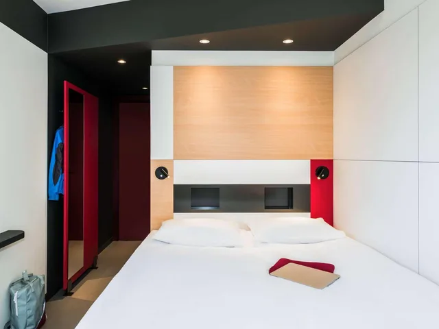 غرفة كلاسيكية بسرير كينج، Ibis Budget Knokke 3/8