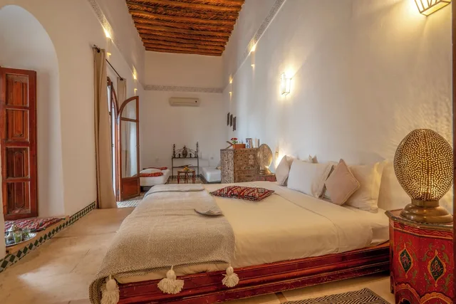 Senior, Suite, Queen and Twin Beds، Riad Nora 1/4
