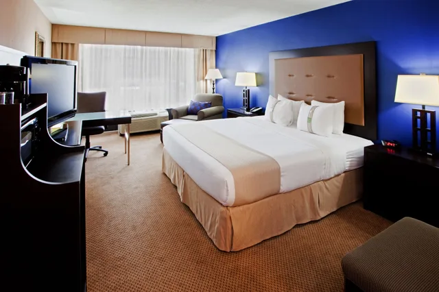 غرفة قياسية بسرير كينج، Holiday Inn Washington D C Greenbelt Md 1/3