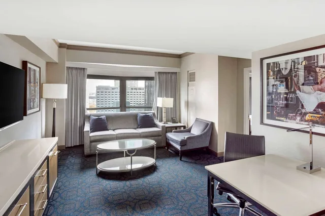 جناح بغرفتي نوم، Hilton Club New York 5/6
