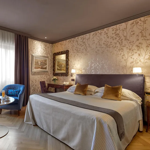 Superior, Triple, Sofa, Hotel Accademia Verona 3/10