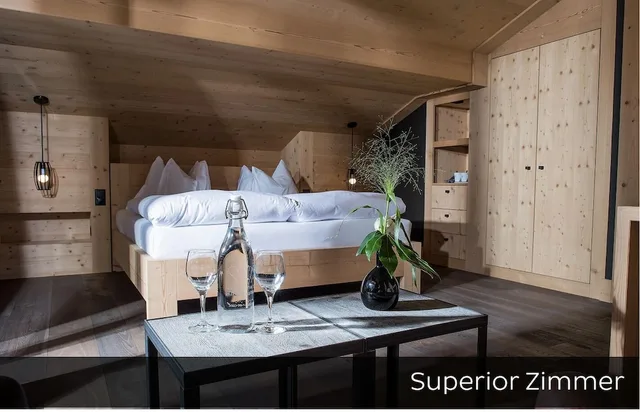 Superior, King Bed, Hotel Arc En Ciel Gstaad 8/8