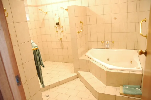 غرفة تنفيذية بسرير كينج، McLaren Vale Motel and Apartments 2/3