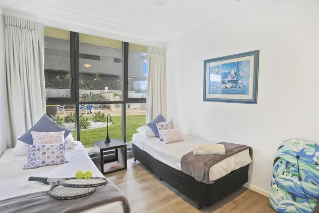 شقة بسرير كوين وسريرين منفصلين بإطلالة على البحر بغرفتي نوم في الطابق الأرضي، Boulevard North Holiday Apartments 1/7