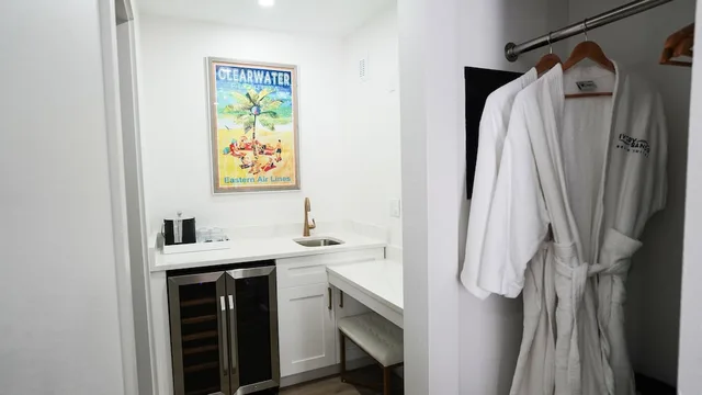 غرفة قياسية بسرير كينج، Ivory Sands Beach Suites 3/4
