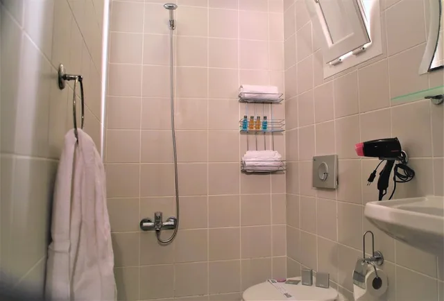 غرفة قياسية بسرير مزدوج، Lavender Otel 8/8
