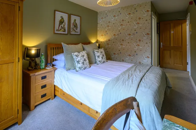 Garden, Double Bed، Darwin's Townhouse 1/5