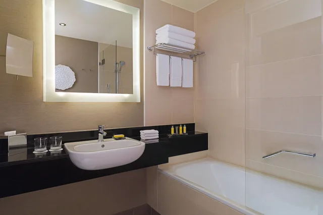 غرفة ديلوكس بسريرين منفصلين بإطلالة، Budapest Marriott Hotel 5/6