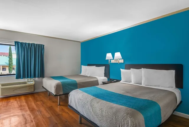 Standard, 2 Double Beds, Motel6 Norcross, GA 1/2