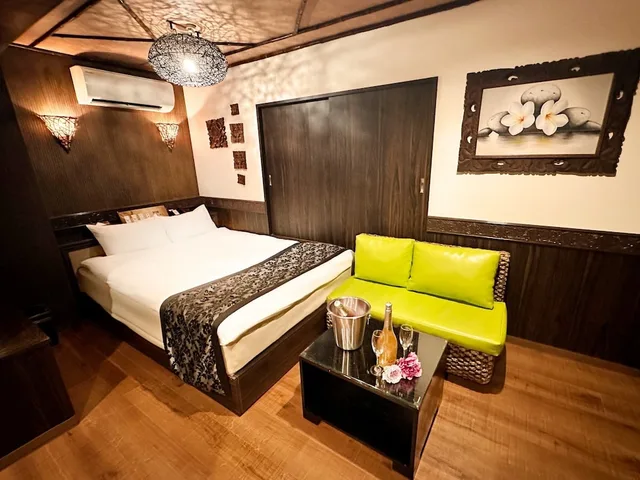 Moderate, Queen Bed, Smoking، Hotel Gran Bali Resort 6/10