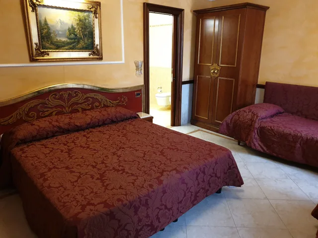 غرفة ثلاثية بثلاثة أسرّة، Clarion Collection Hotel Principessa Isabella 2/4