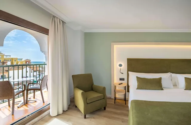 Deluxe, Lateral Side Sea View, Terrace، Barcelo Isla Canela 2/5