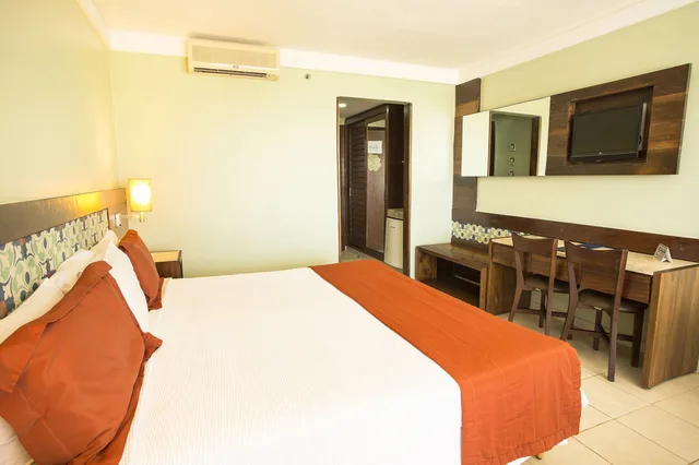 Inner, Standard, King Bed, with View، Gran Hotel Stella Maris Urban Resort and Conventions 3/7