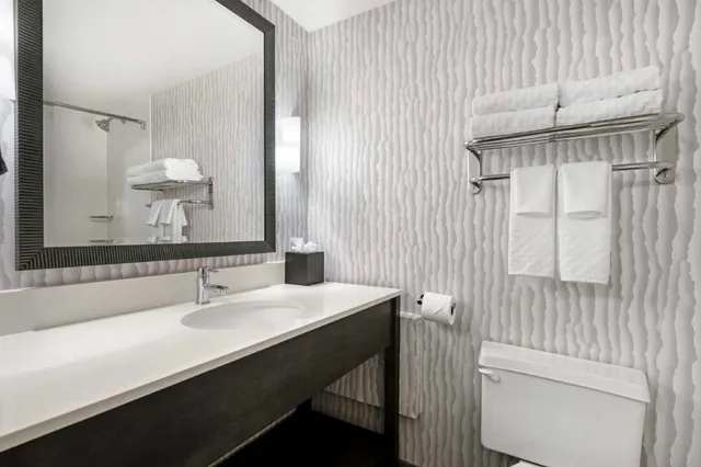Room, 2 Queen Beds, Ocean Front، Best Western Plus Agate Beach Inn 5/5