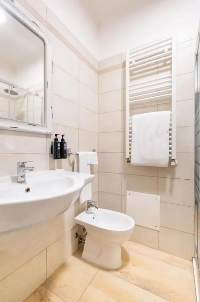 غرفة قياسية بسرير كوين، Wyndham Garden Conegliano 5/5