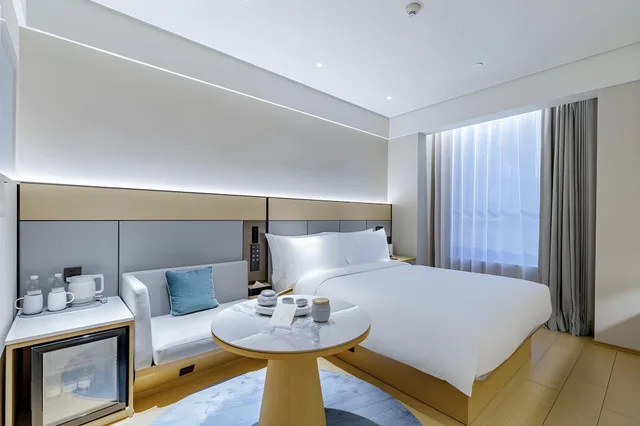 غرفة بسرير مزدوج، Ji Hotel (Shanghai Gubei Fortune Center) 1/2