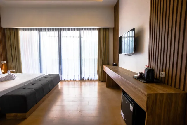 جناح بسرير كوين، Hotel Ariandri 2/2