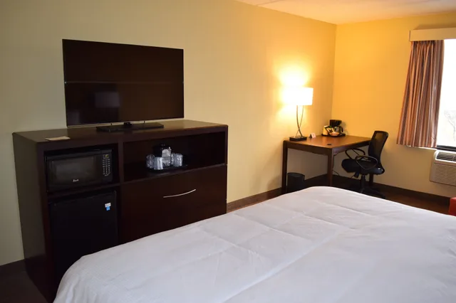 جناح بسرير كينج، Bridgepointe Hotel Marina 1/2