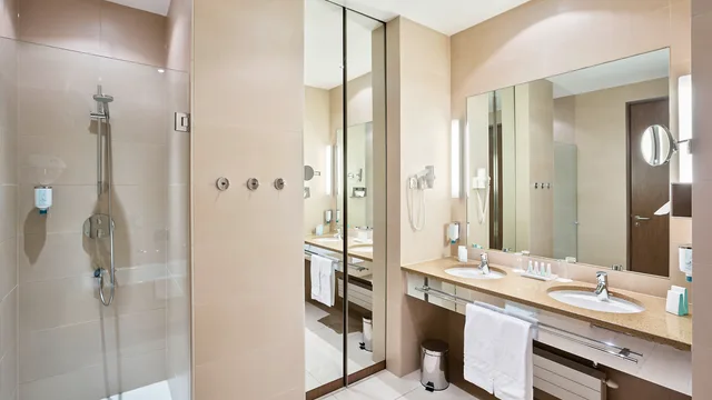 غرفة تنفيذية مفردة، Austria Trend Hotel Savoyen 2/3