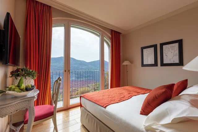 جناح سوبيريور بسرير كوين بغرفة نوم واحدة بمطبخ صغير، Resort Collina D Oro 2/10