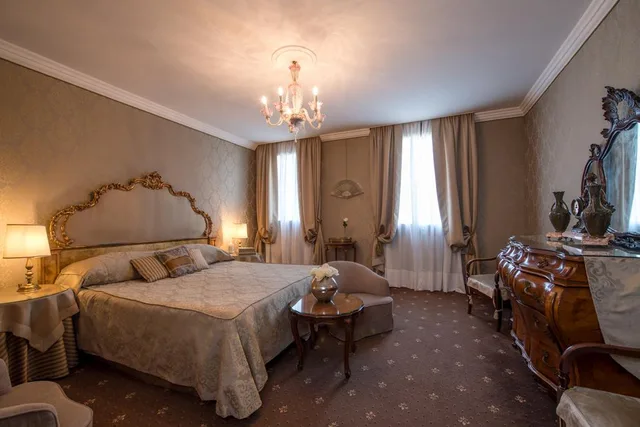 غرفة غراند ديلوكس ثلاثية، Metropole Hotel Venice 1/5