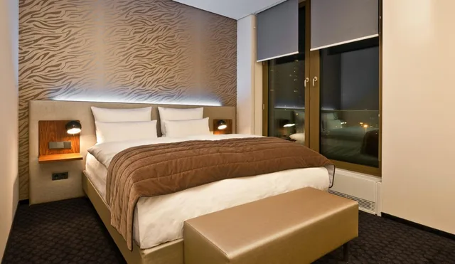 غرفة قياسية بسرير كوين، COSMO Hotel Berlin Mitte 1/1