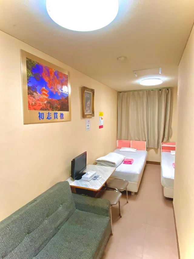 غرفة بسريرين منفصلين تُحدَّد حسب التوفر بحمام مشترك، Hotel Hoshi Kai Kan 1/1