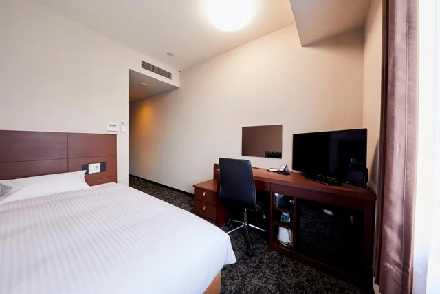 غرفة صغيرة بسرير مزدوج للمدخنين، KOKO HOTEL Kobe Shin-Nagata 1/6