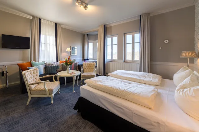 غرفة بسريرين منفصلين، Hotel Goldener Hirsch 1/6