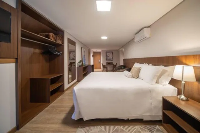 جناح سيغنتشر، Hotel Fioreze Centro 1/9