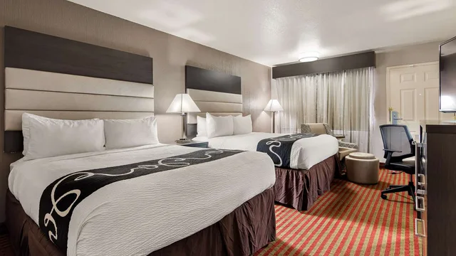 غرفة بسريرين كوين لذوي الإعاقة، Best Western Deming Southwest Inn 1/1