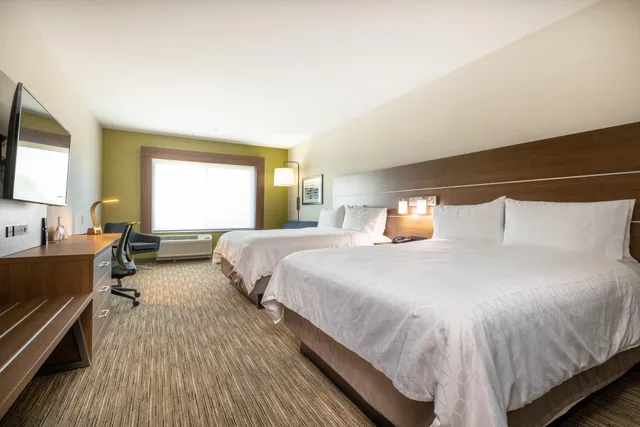 جناح بسريرين كوين لذوي الإعاقة، HOLIDAY INN EXPRESS AND SUITES SAN JOSE SILICON VALLEY 2/9