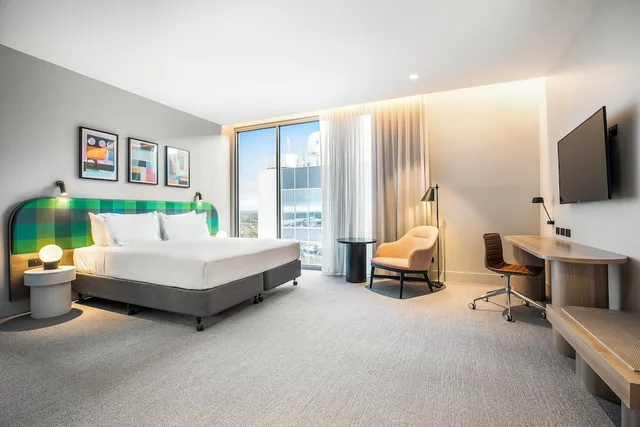 غرفة قياسية بسرير كينج لذوي الإعاقة، HOLIDAY INN WERRIBEE 1/8