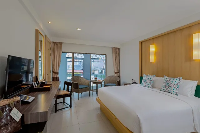 غرفة سوبيريور بسرير مزدوج بإطلالة على المدينة، Sawaddi Patong Resort & Spa 2/4