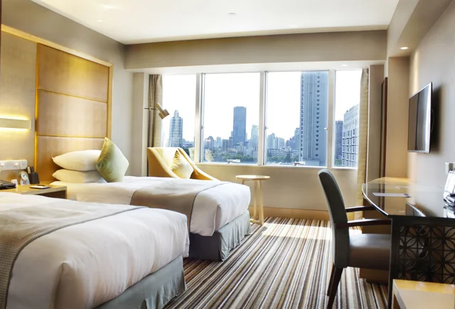 غرفة ديلوكس بسريرين منفصلين بإطلالة على المدينة، Jin Jiang Tower Hotel 4/10