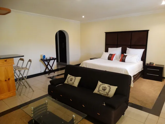 جناح فاخر بسرير كينج وسرير كوين، Global Village Guesthouse 2/3