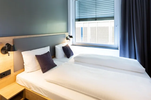 غرفة قياسية بسرير مزدوج، Aletto Kudamm Hotel Hostel 2/10