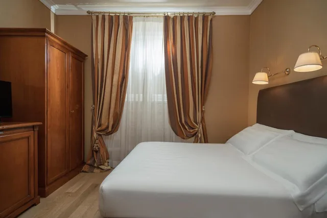 غرفة قياسية، Hotel Oceania 4/9