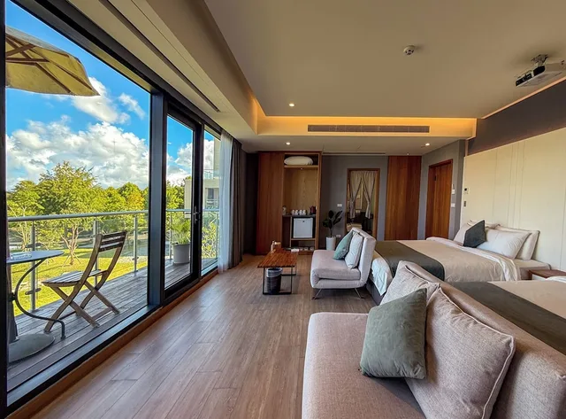 Deluxe, Quadruple, 2 King Beds, Garden View, Villa Loherb 5/7