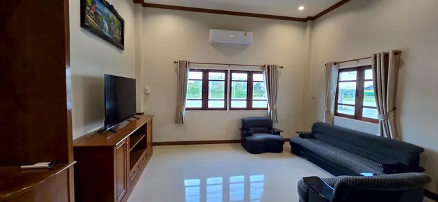 2 Bedrooms, Pool, Villa, Twin Beds, Shared Pool، ROYAL PINEAPPLE HOTEL a welcome to wealth and good fortune 3/4