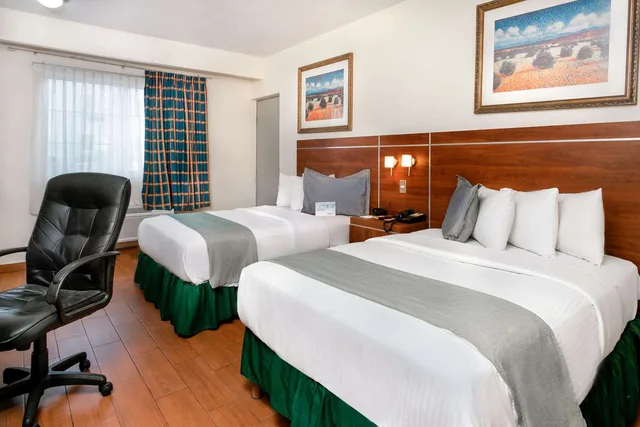 Room, 2 Double Beds, Tru by Hilton Saltillo 3/6